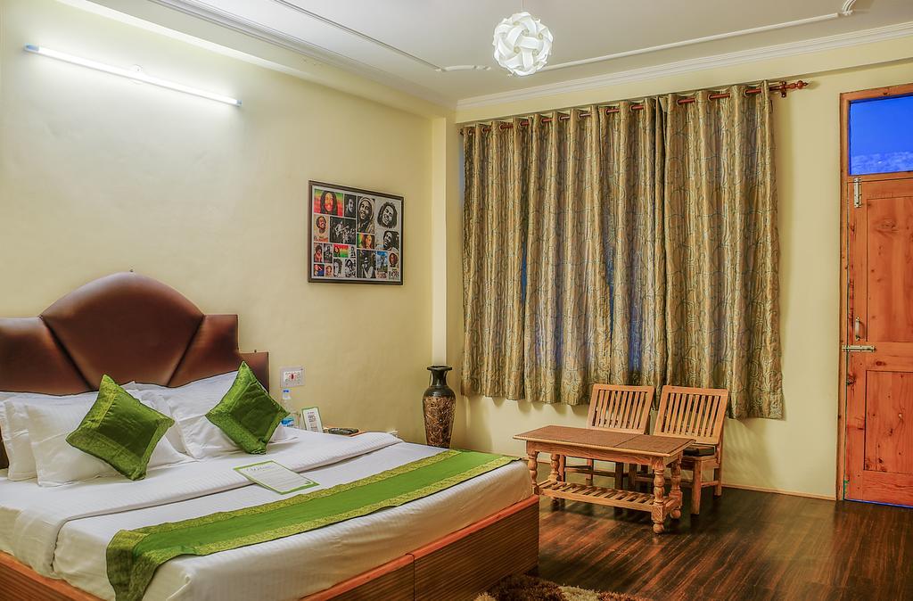 Treebo Trend Celebriti Manali Hotel Vashist Kültér fotó