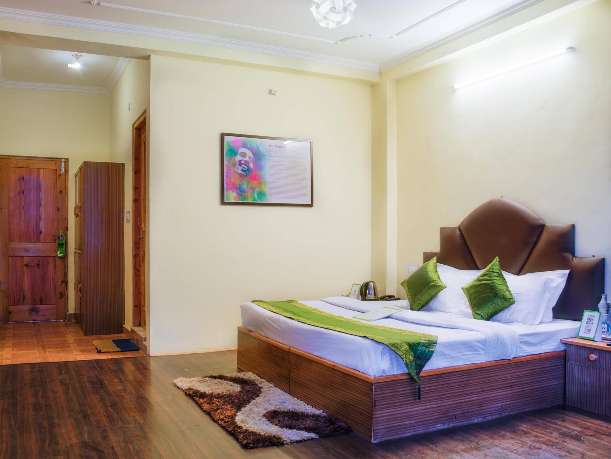 Treebo Trend Celebriti Manali Hotel Vashist Kültér fotó